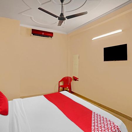 Hotel O Pari Hotel Ghaziabad Eksteriør bilde