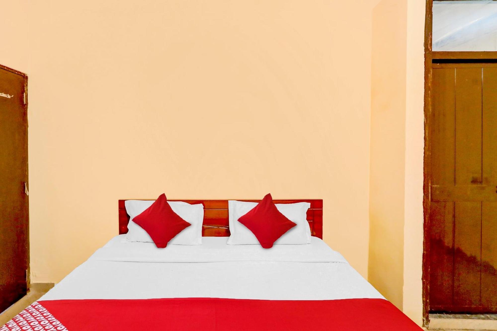 Hotel O Pari Hotel Ghaziabad Eksteriør bilde